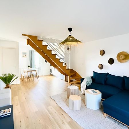 Bord De Mer, Maison Paisible Et Renovee A Penvins Сарзо Екстериор снимка