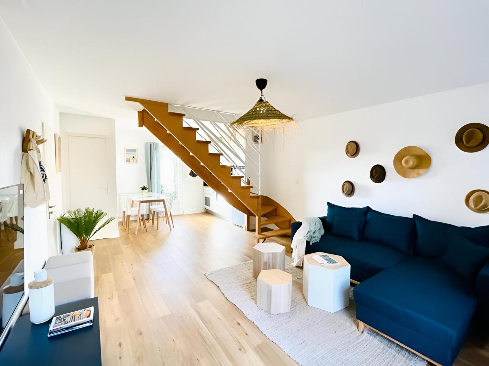Bord De Mer, Maison Paisible Et Renovee A Penvins Сарзо Екстериор снимка